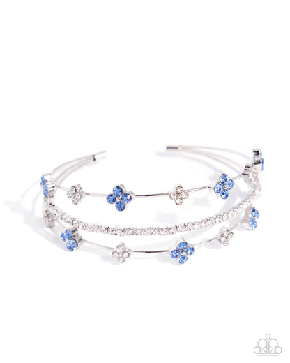 Layered Blooms - blue - Paparazzi bracelet
