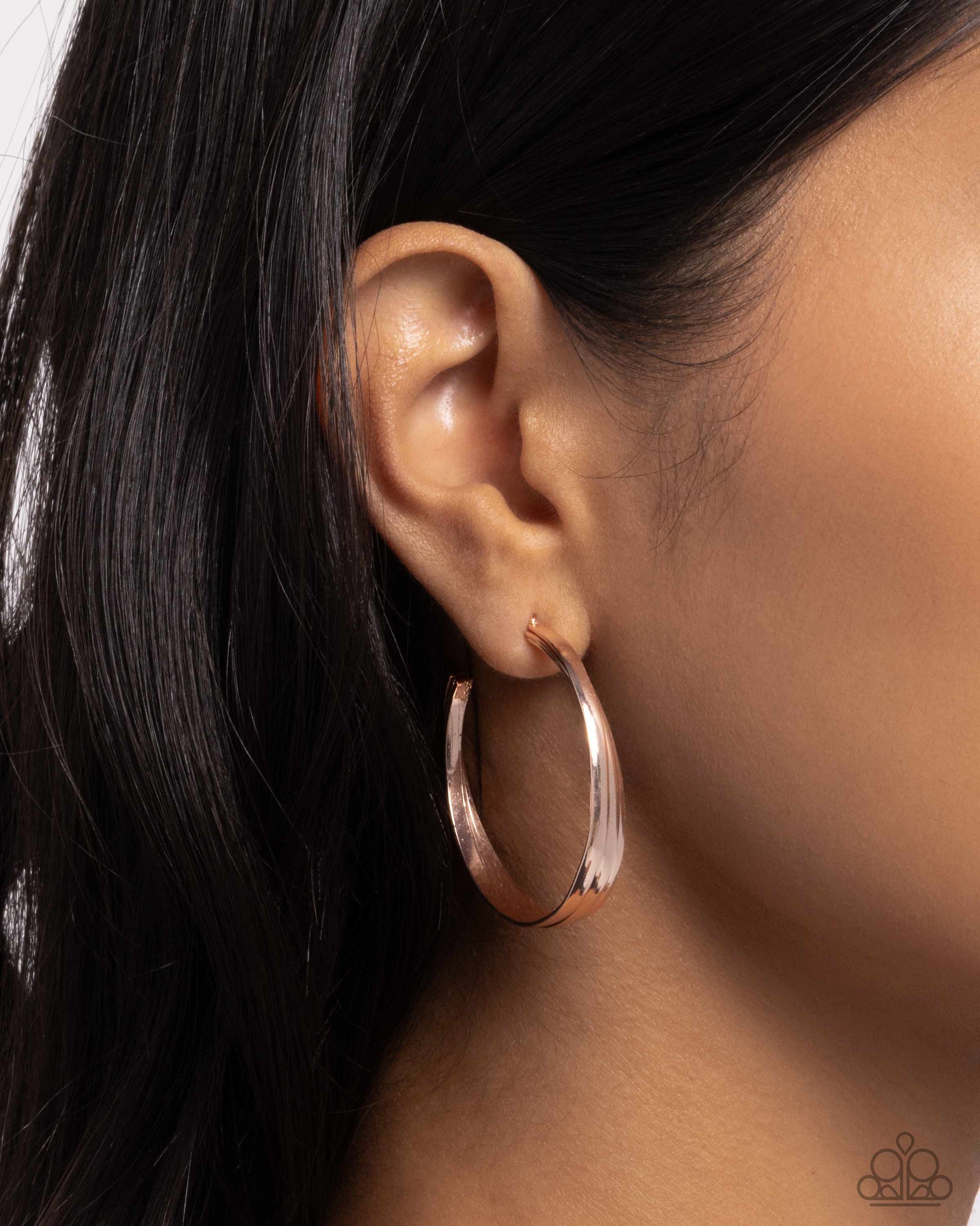Layover Leader - rose gold - Paparazzi earrings