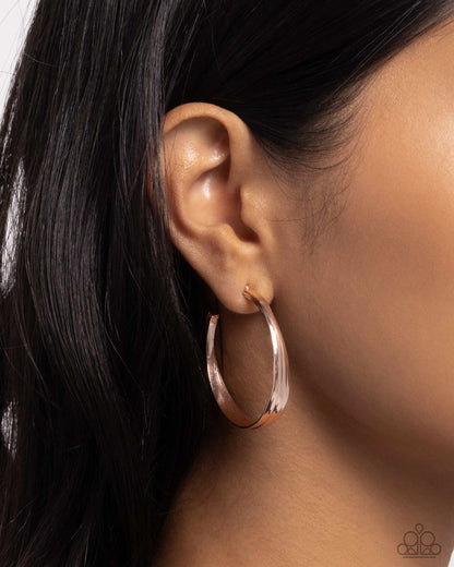 Layover Leader - rose gold - Paparazzi earrings