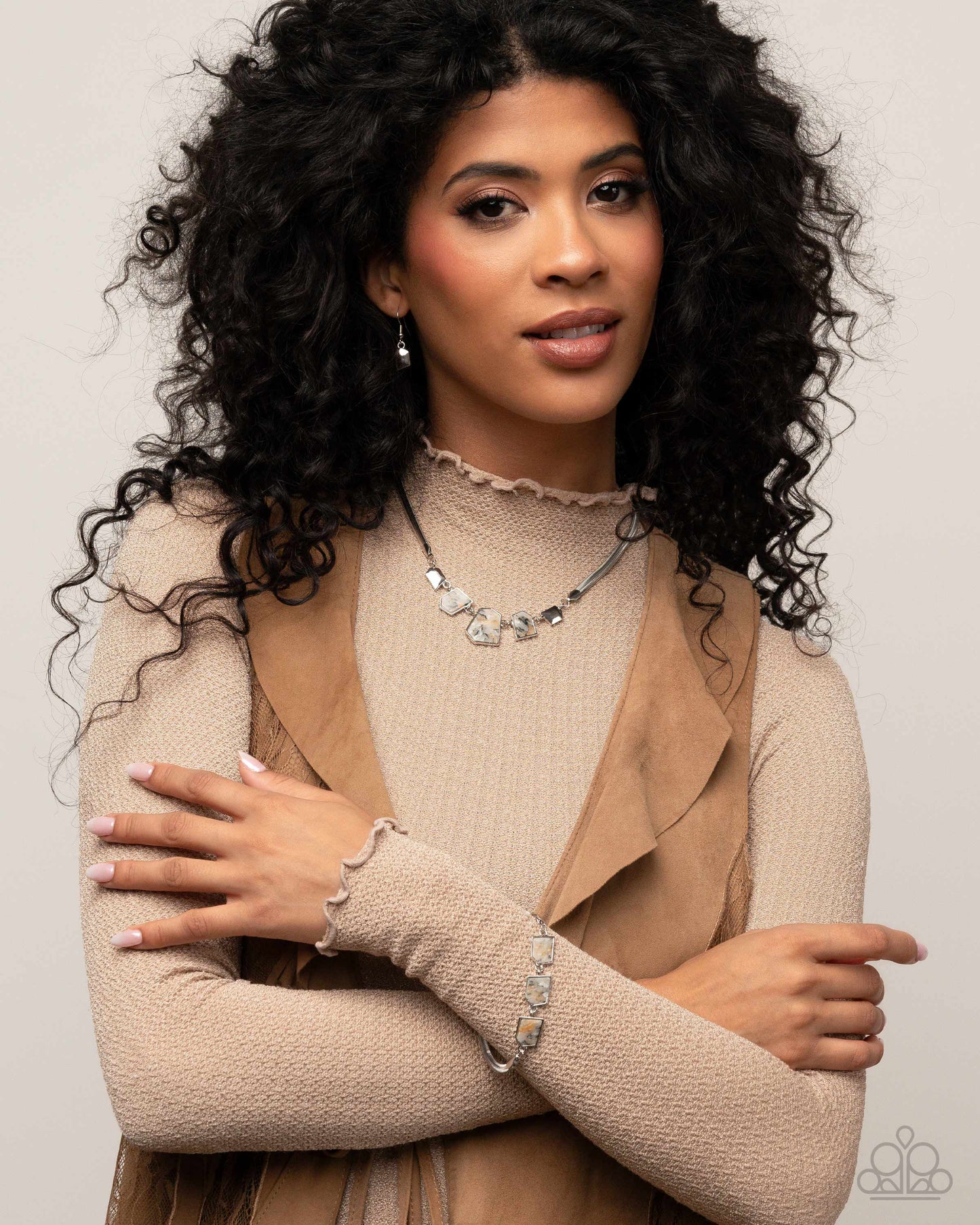 Lined Leisure - multi - Paparazzi bracelet