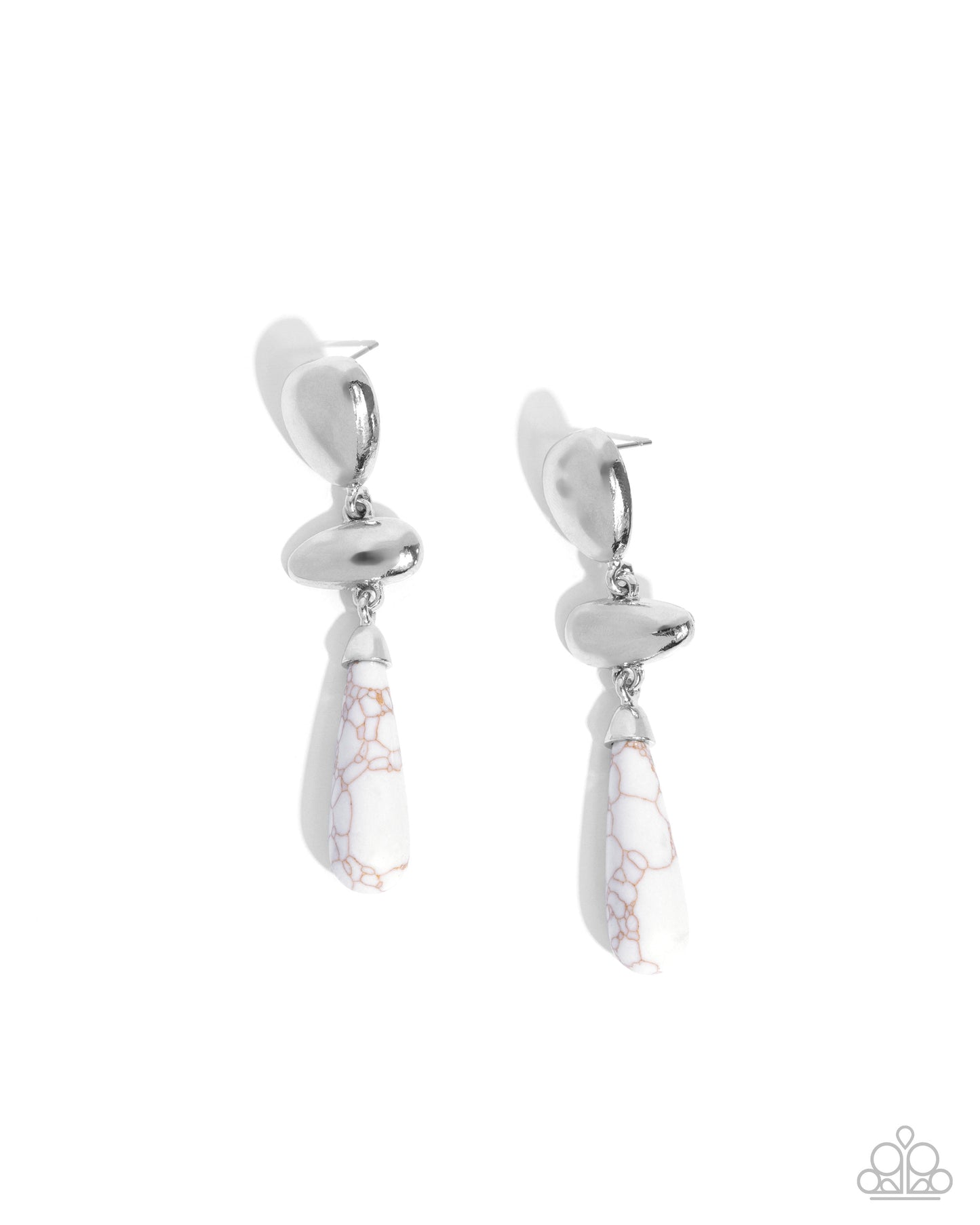 Leisure Time - white - Paparazzi earrings