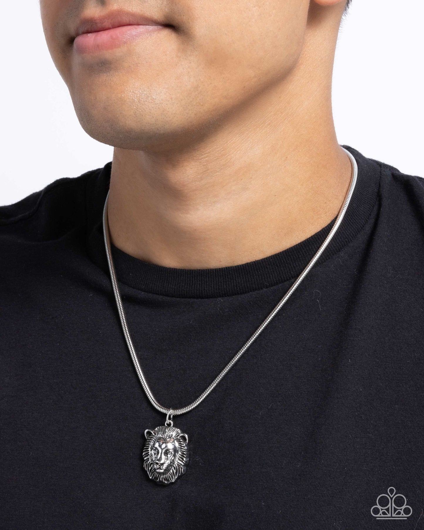 Leo Leader - silver - Paparazzi MENS necklace