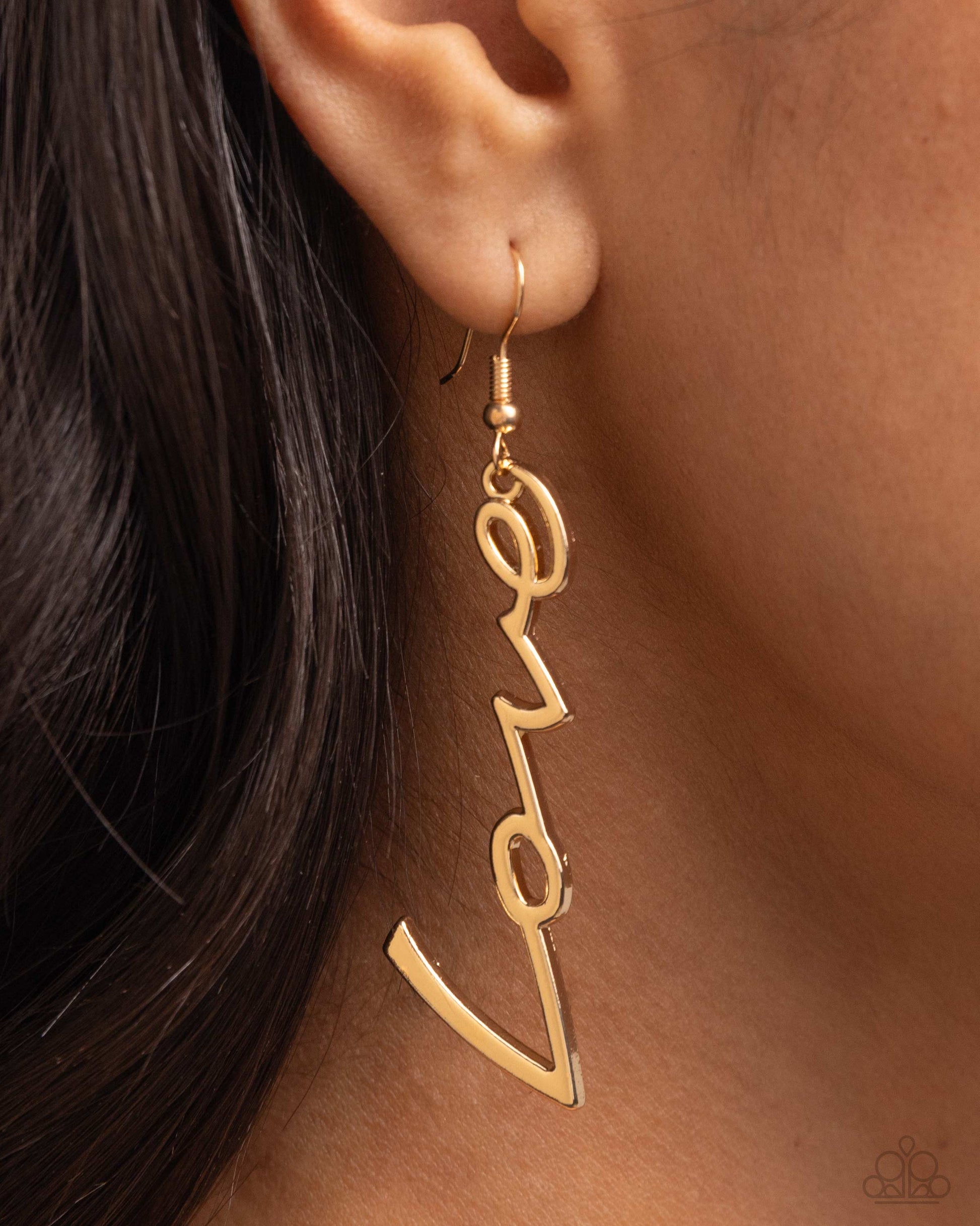 Light-Catching Letters - gold - Paparazzi earrings