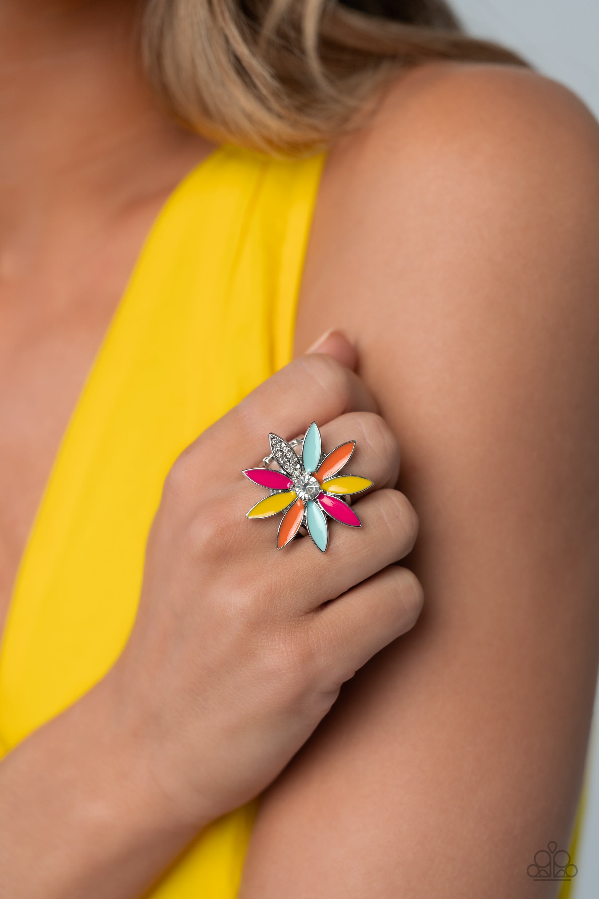 tiger lily ring Lily Lei - multi