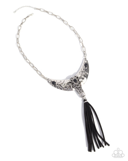 Limitless Longhorn - black - Paparazzi necklace