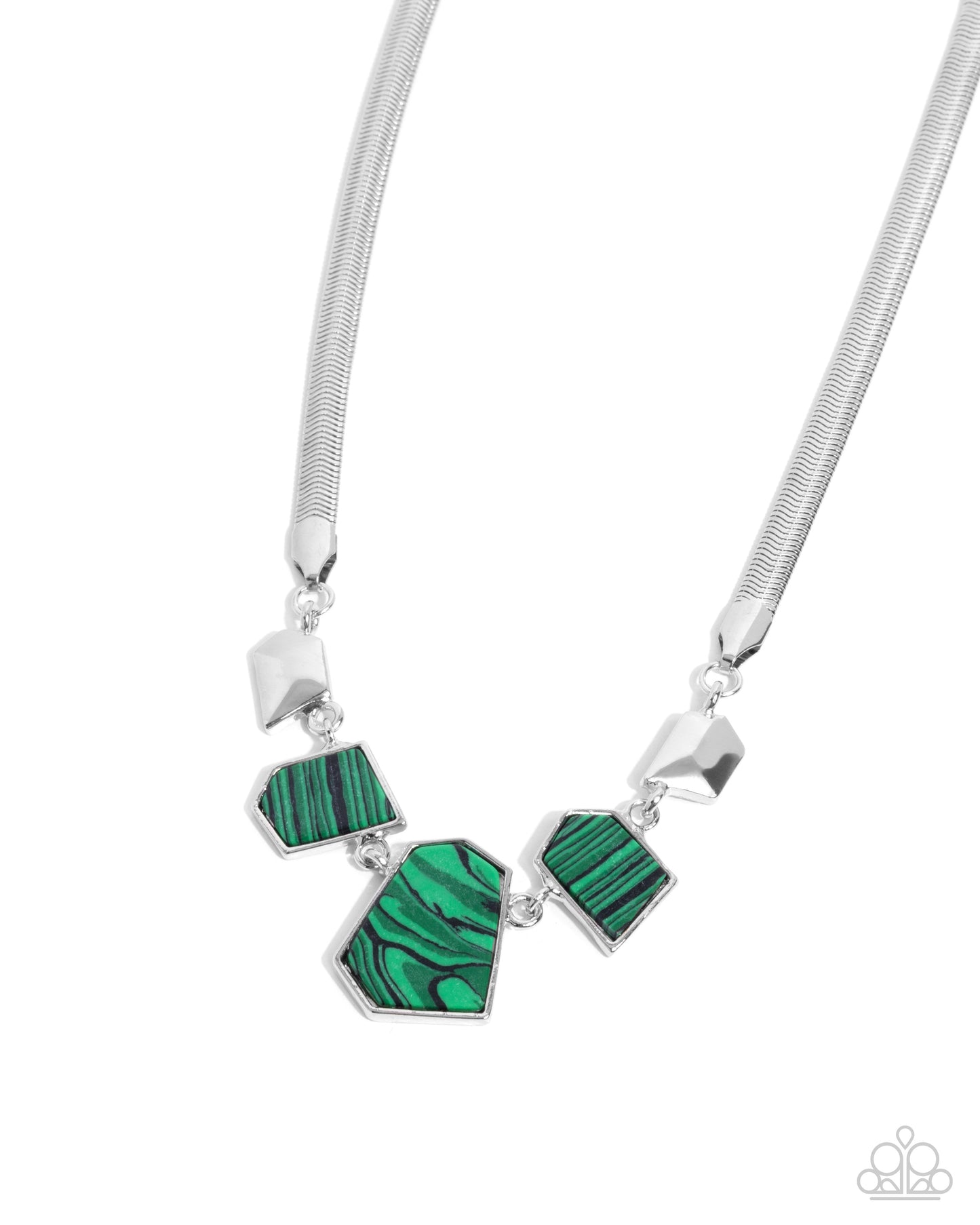 Lined Legacy - green - Paparazzi necklace