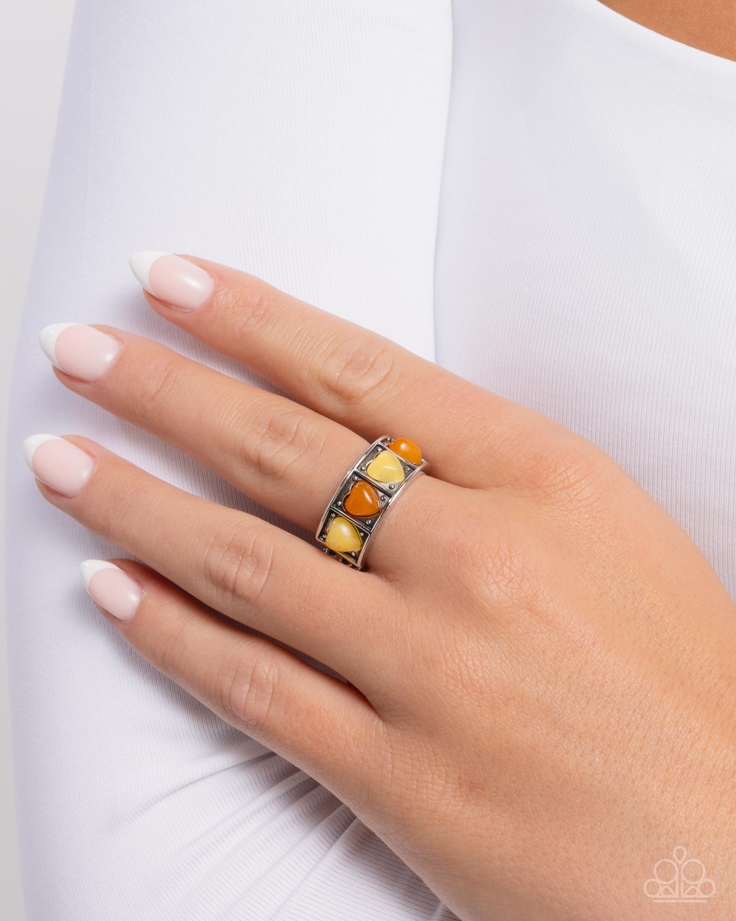Lost in Love - yellow - Paparazzi ring