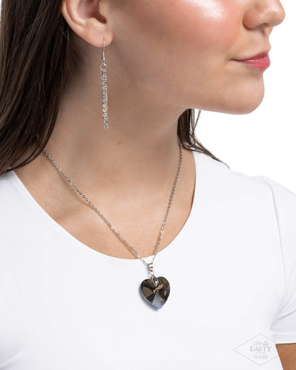 Love Hurts - multi - Paparazzi necklace