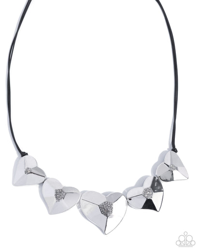 Loveable Landmark - black - Paparazzi necklace