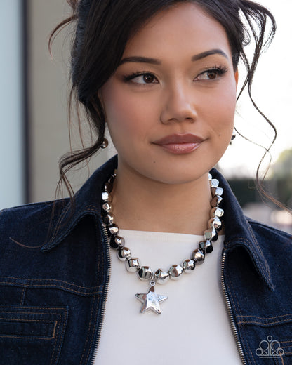 Loveable Legacy - silver - Paparazzi necklace
