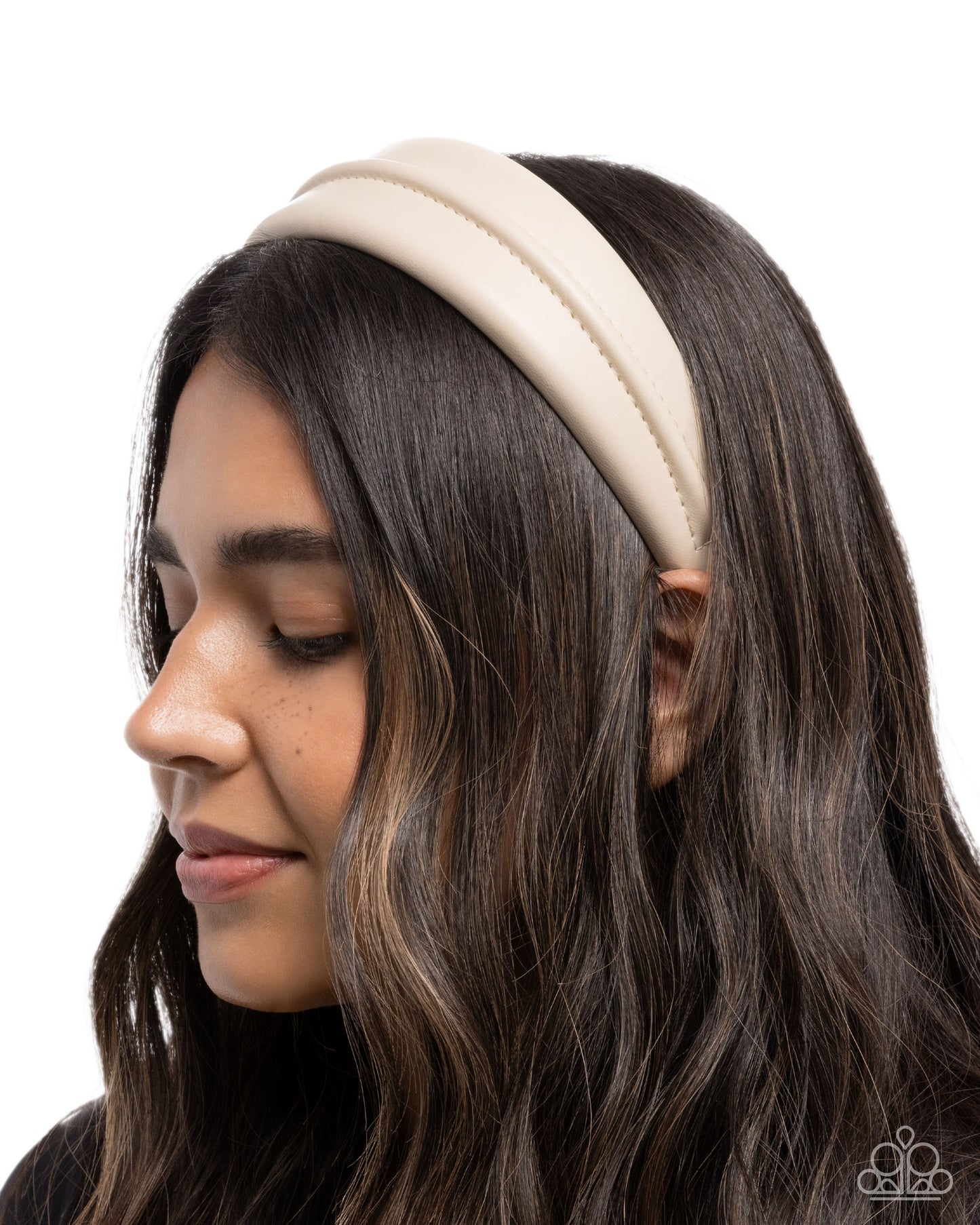 Lovely Lesson - white - Paparazzi headband