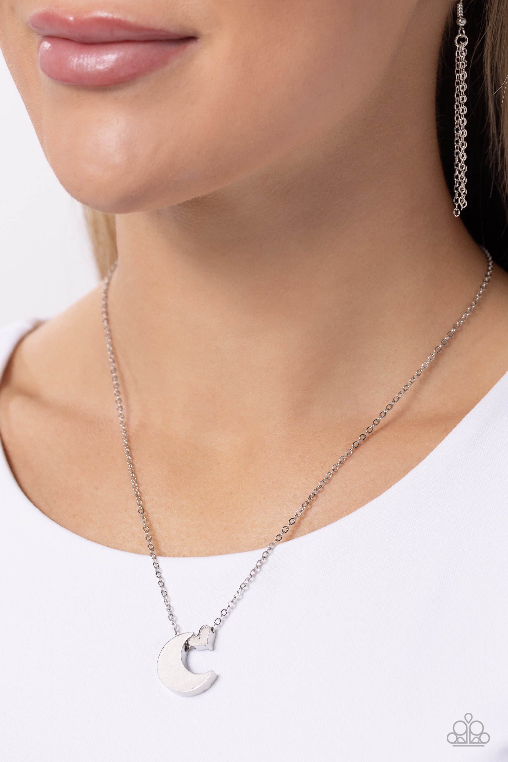 Low-Key Lunar - silver - Paparazzi necklace