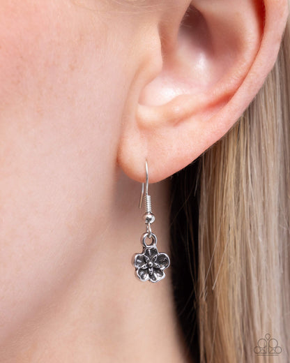 Loyal Layers - white - Paparazzi necklace