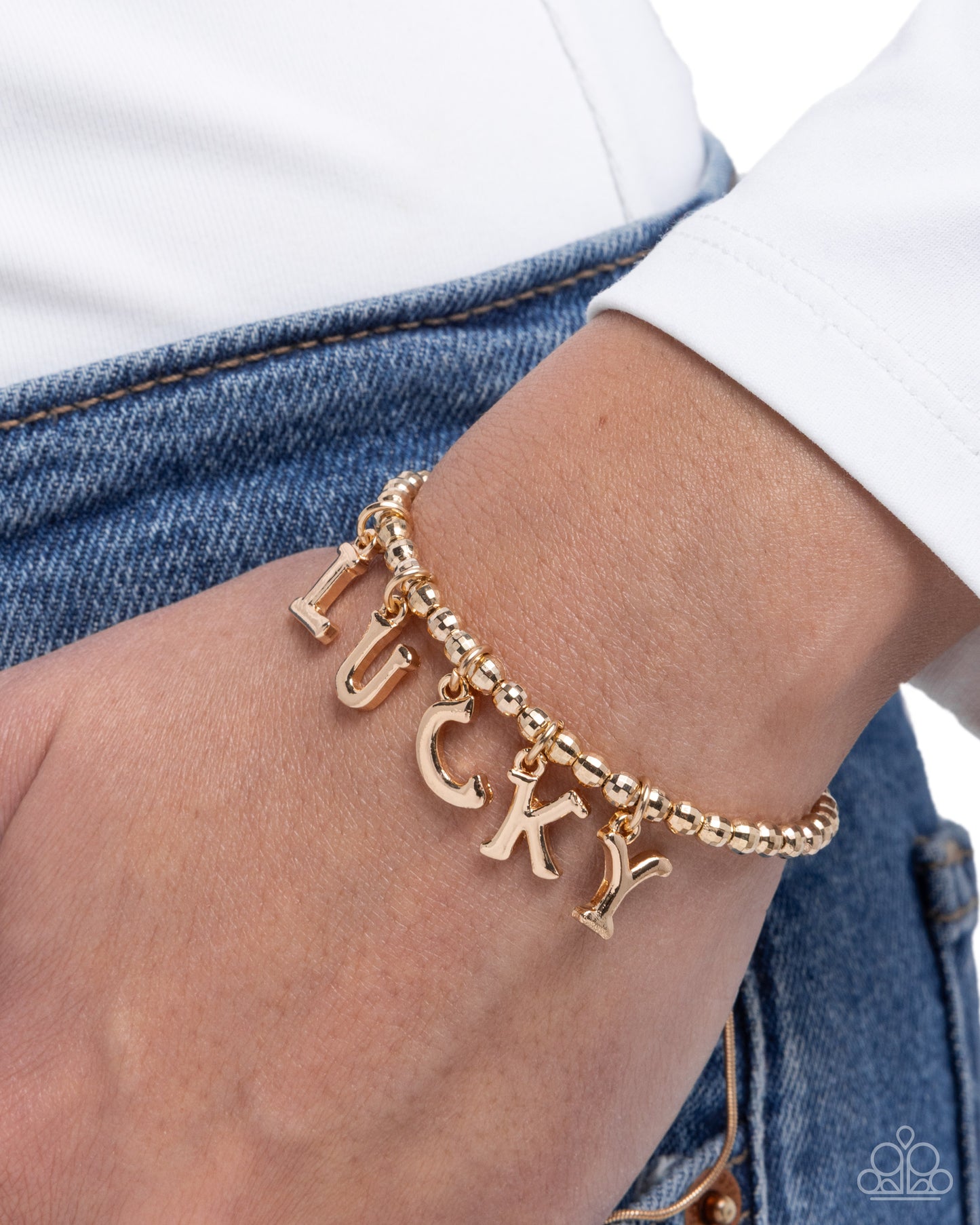 Lucky Me! - gold - Paparazzi bracelet