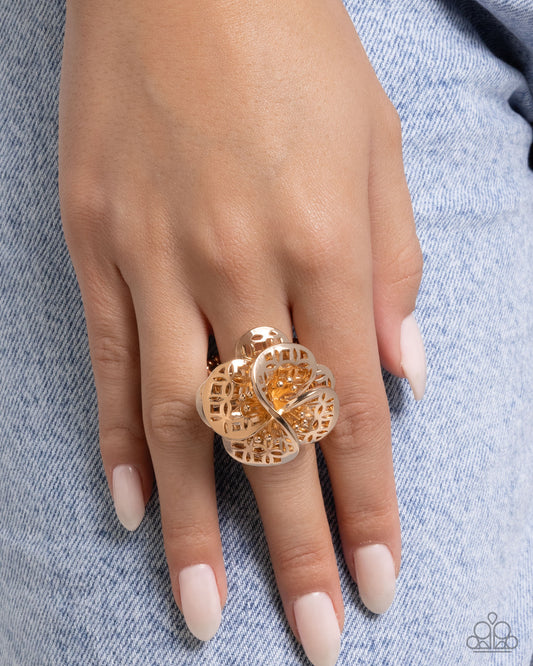 Luminescent Lattice - gold - Paparazzi ring