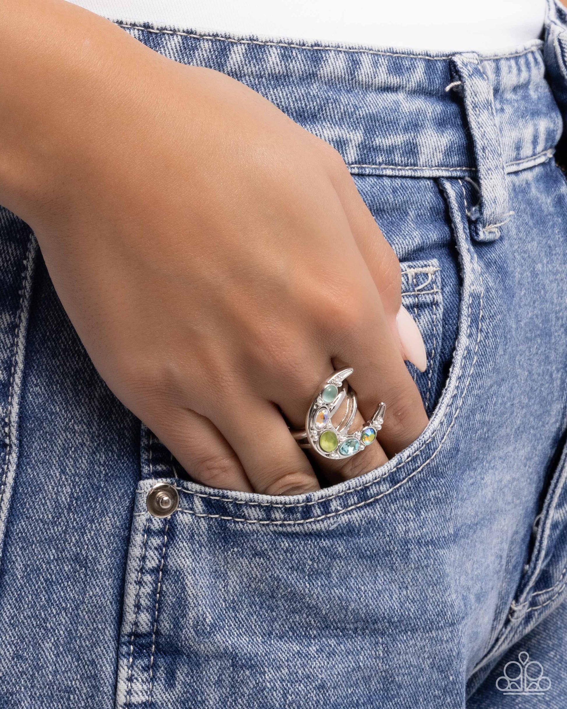 Lunar Leader - green - Paparazzi ring