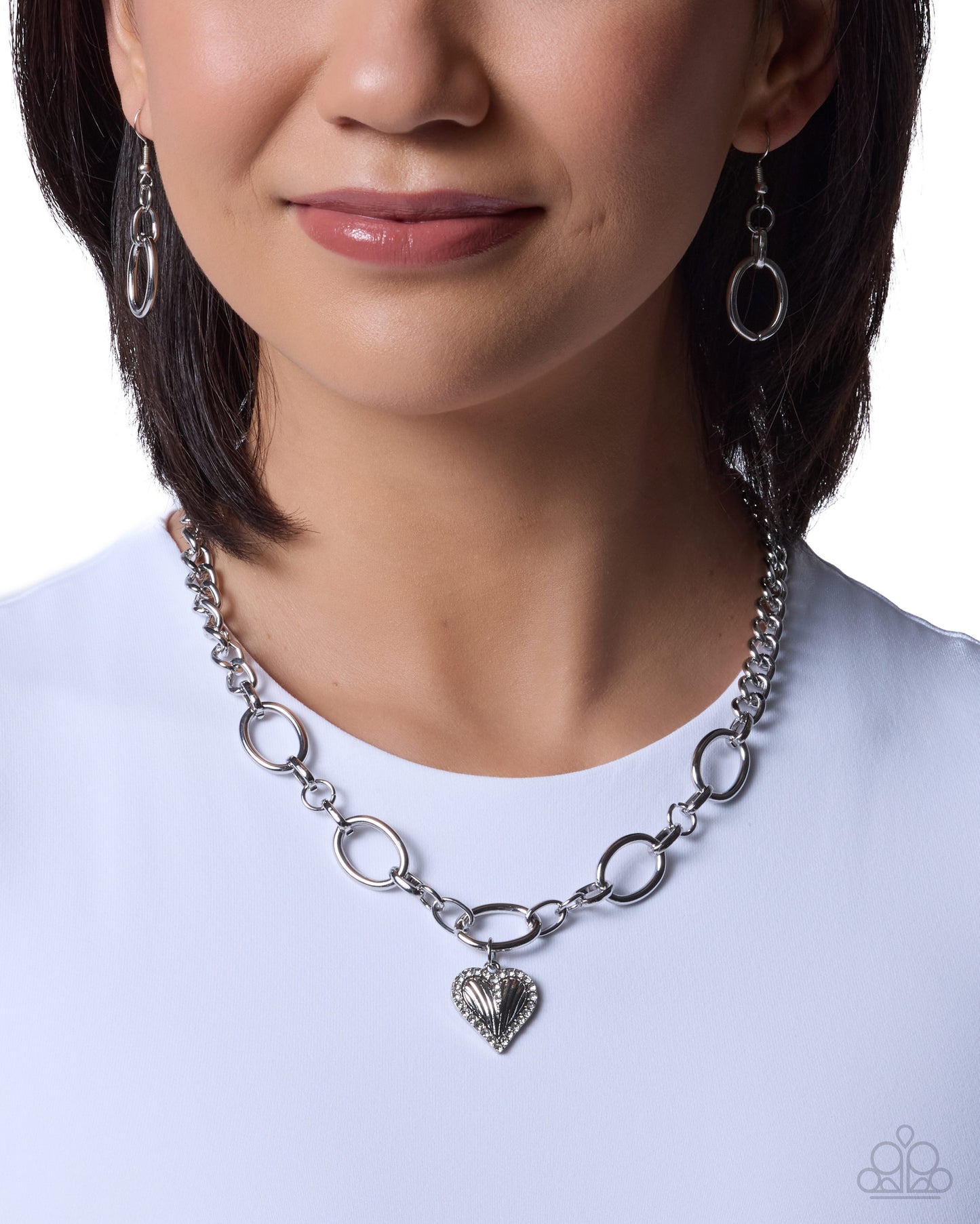 Lunch Date - white - Paparazzi necklace
