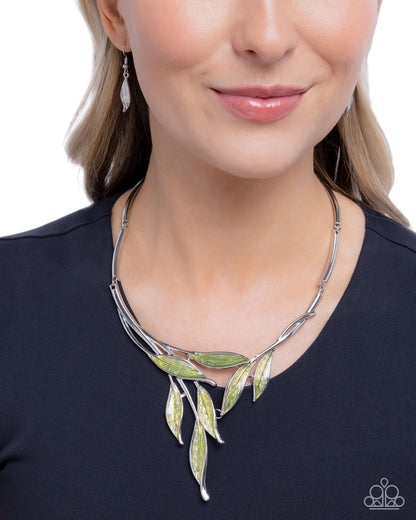 Lush Leaves - green - Paparazzi necklace