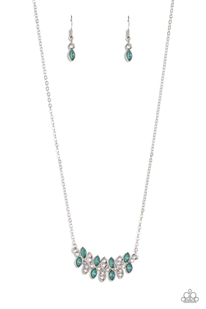 Lustrous Laurels - green - Paparazzi necklace