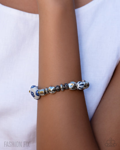 Luxury Travel - blue - Paparazzi bracelet