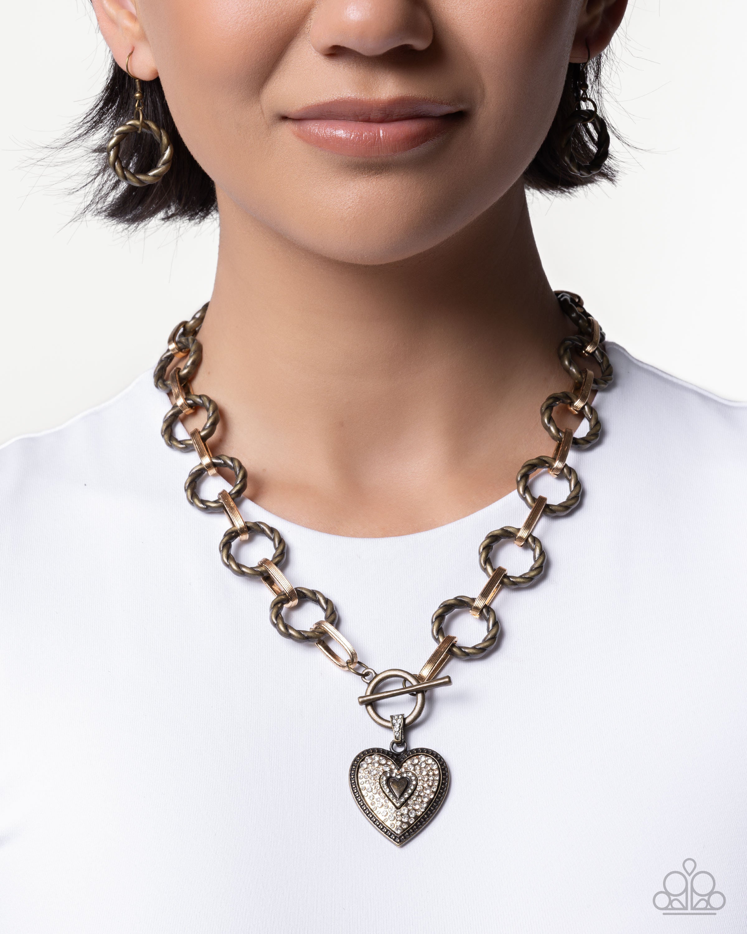 MVP Matchmaker - brass - Paparazzi necklace – JewelryBlingThing