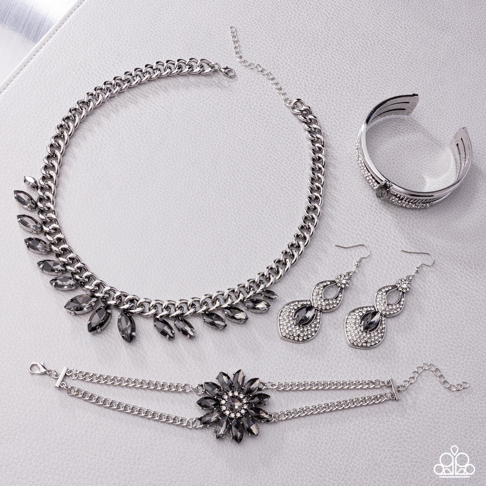 Magnificent Musings Complete Trend Blend - July 2025 - Paparazzi Accessories Trend Blend