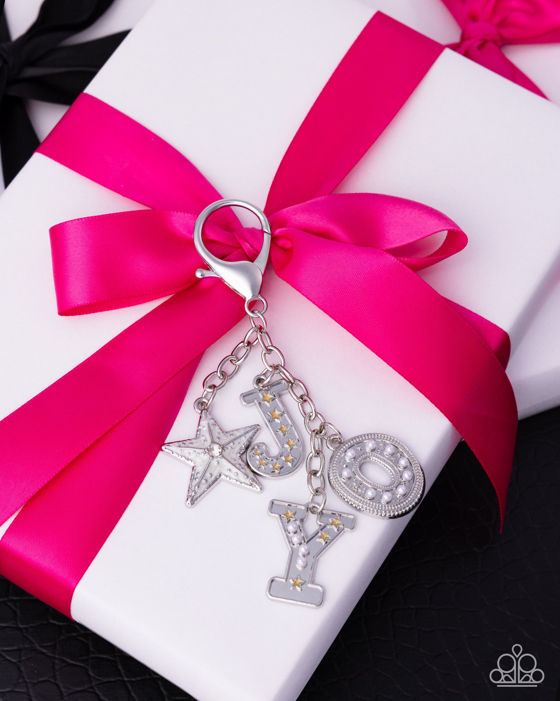 Make A Joyful Noise - multi - Paparazzi Christmas bag charm