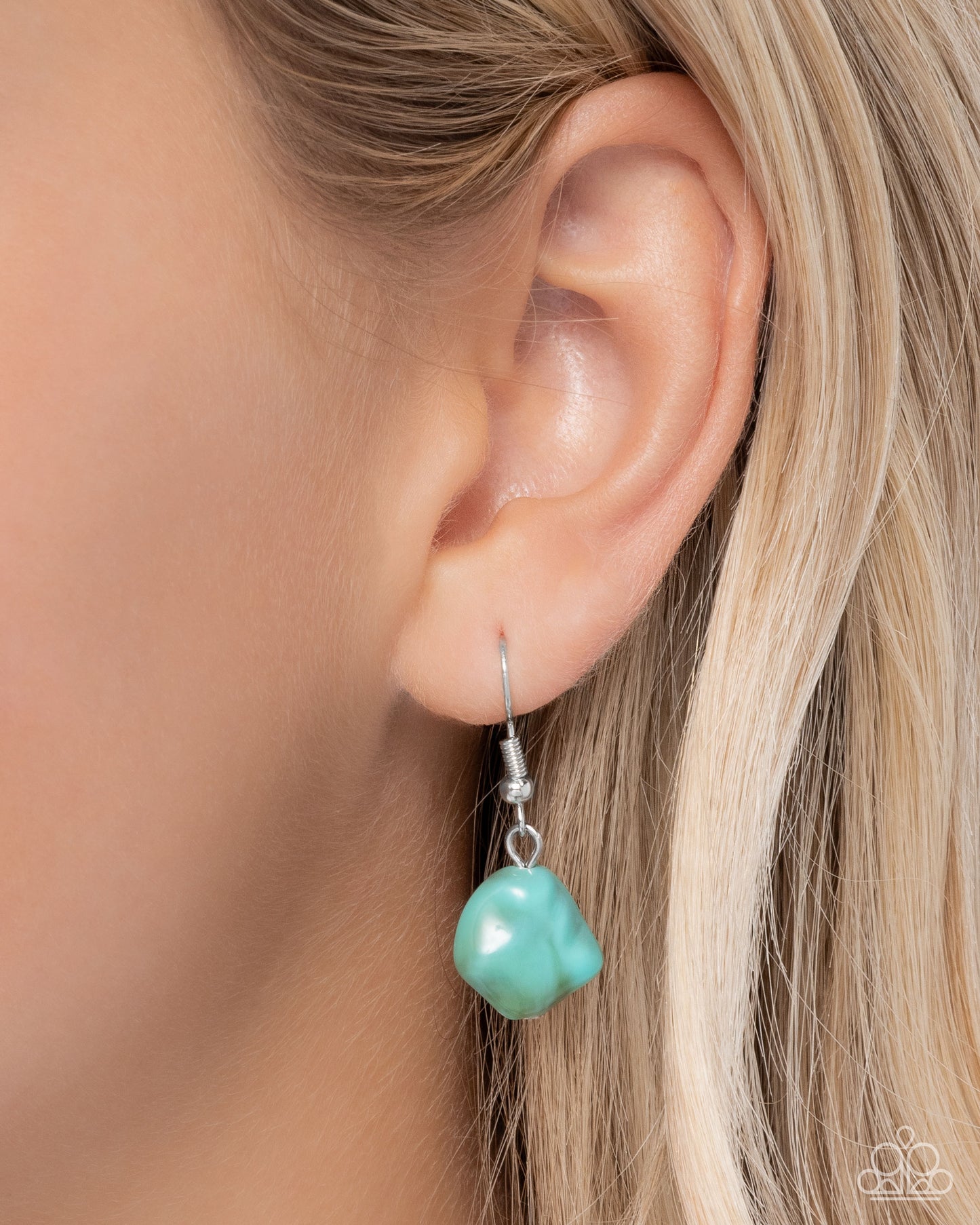 Malibu Media - blue - Paparazzi necklace