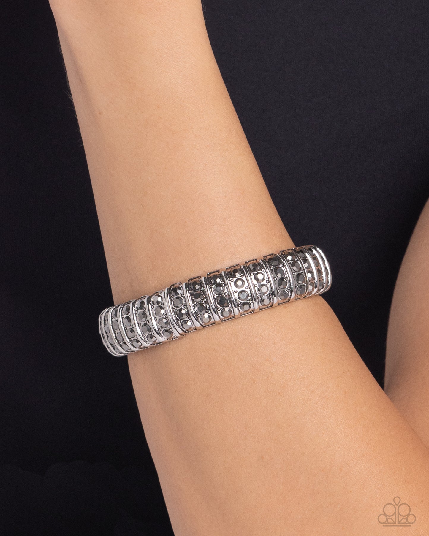 Manufactured Magnificence - silver - Paparazzi bracelet