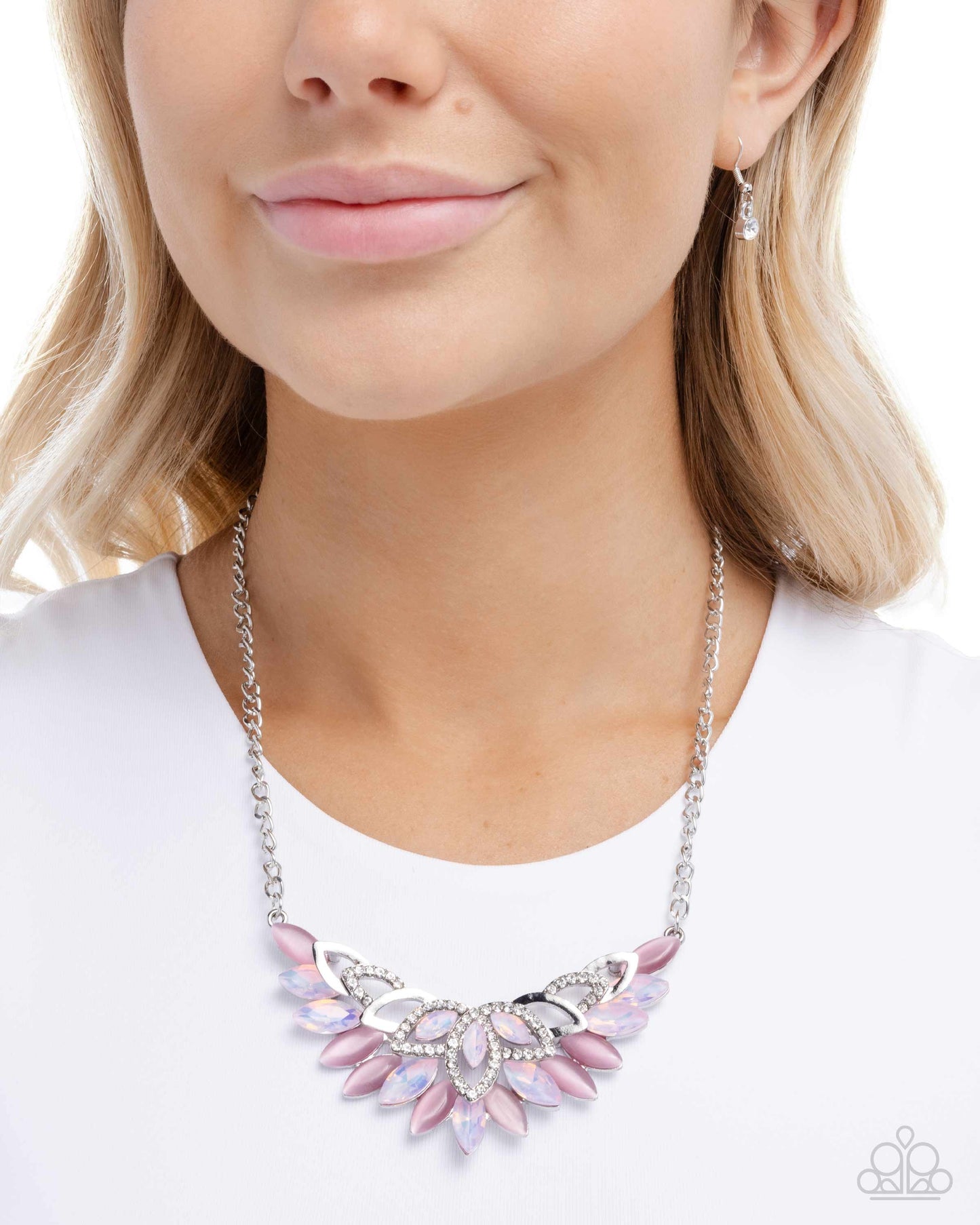 Marquise Maneuver - pink - Paparazzi necklace
