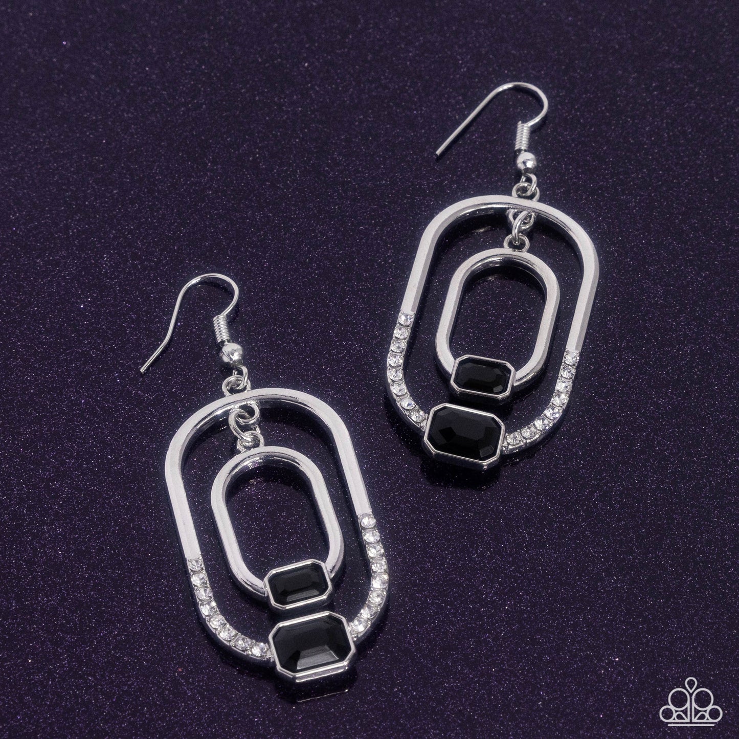 Matching Magic - black - Paparazzi earrings