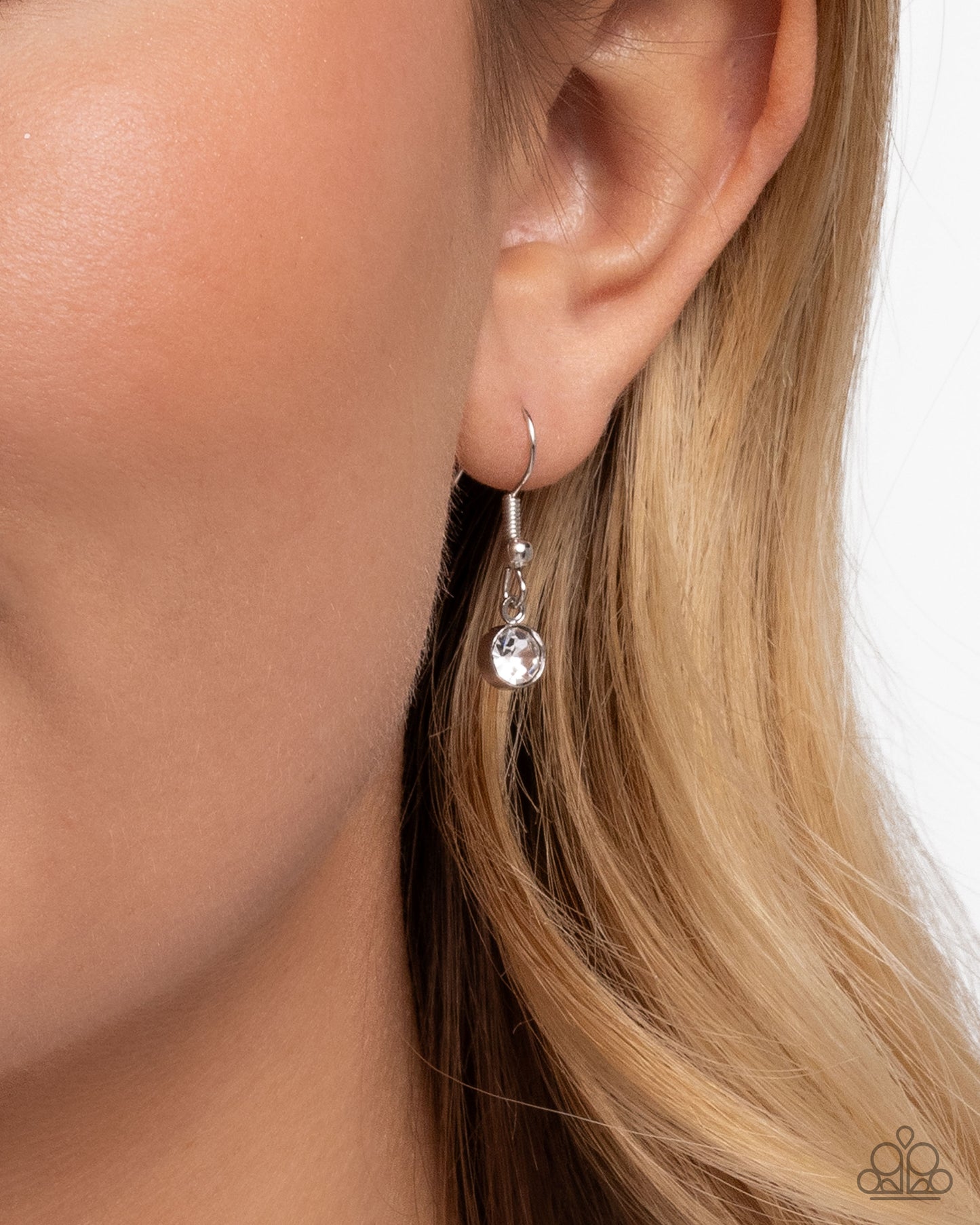 Mayoral Monarch - pink - Paparazzi necklace