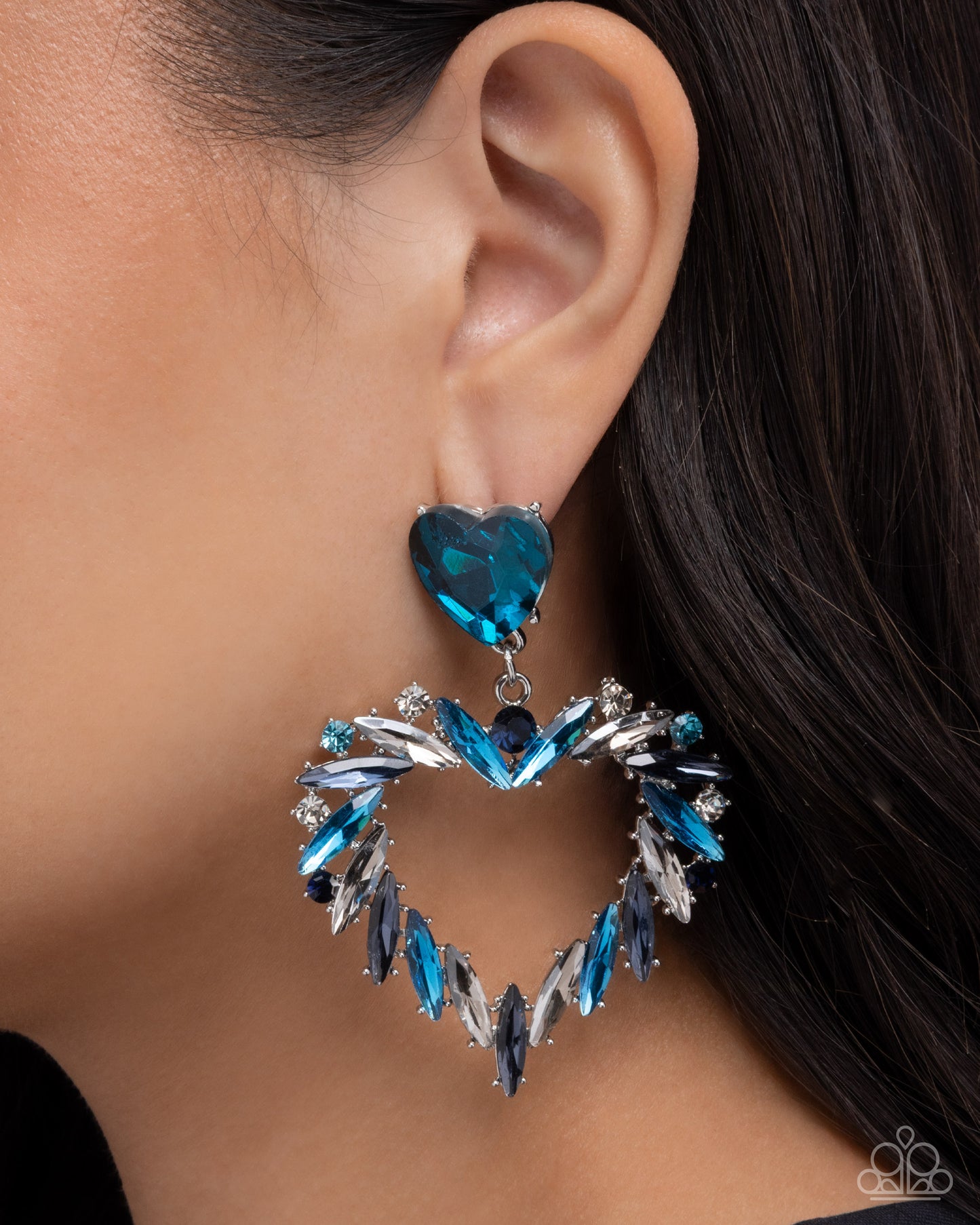 Memorable Marquise - blue - Paparazzi earrings