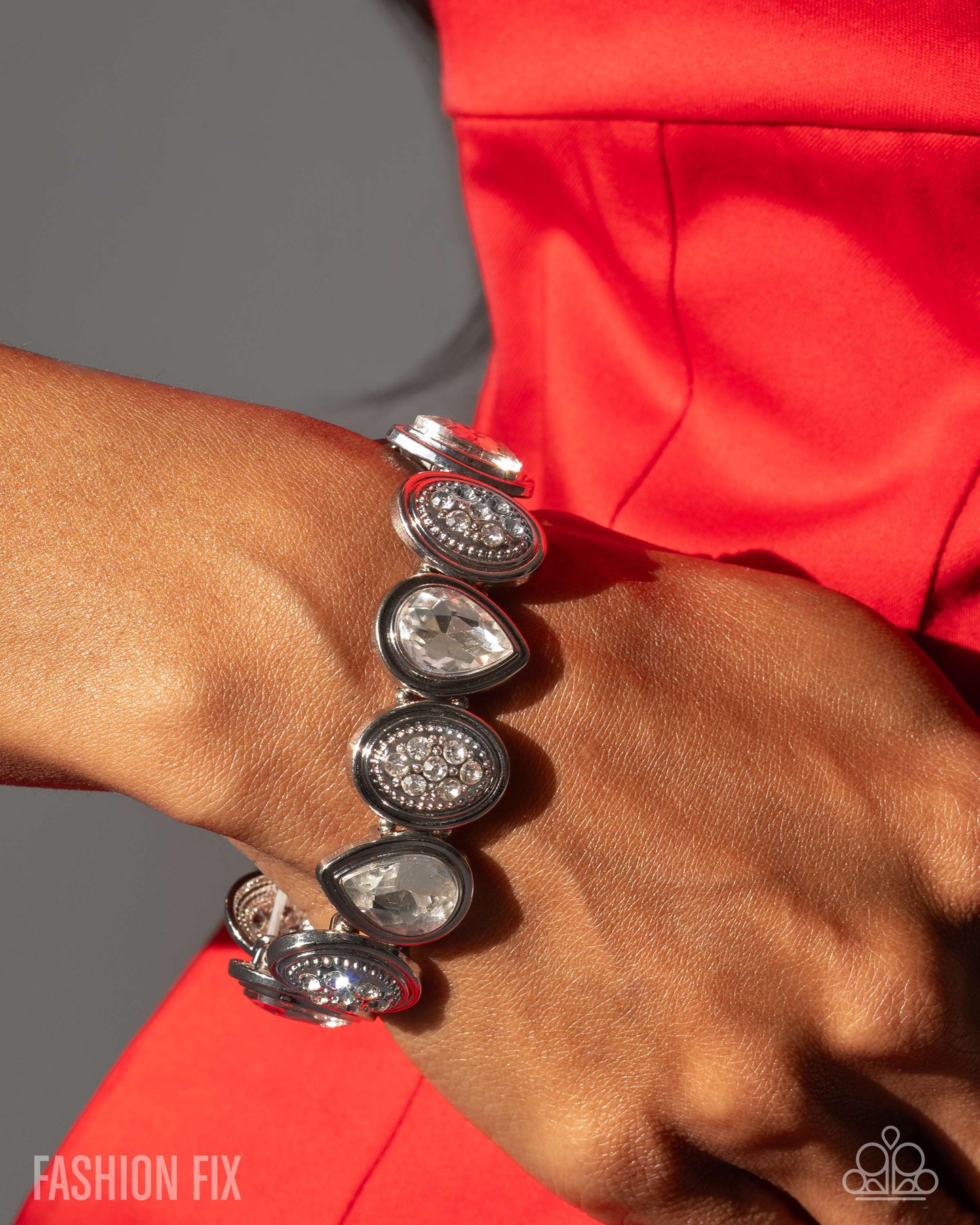 Mesmerizing Memoir - white - Paparazzi bracelet