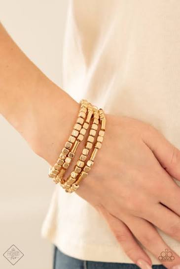 Metro Materials - gold - Paparazzi bracelet