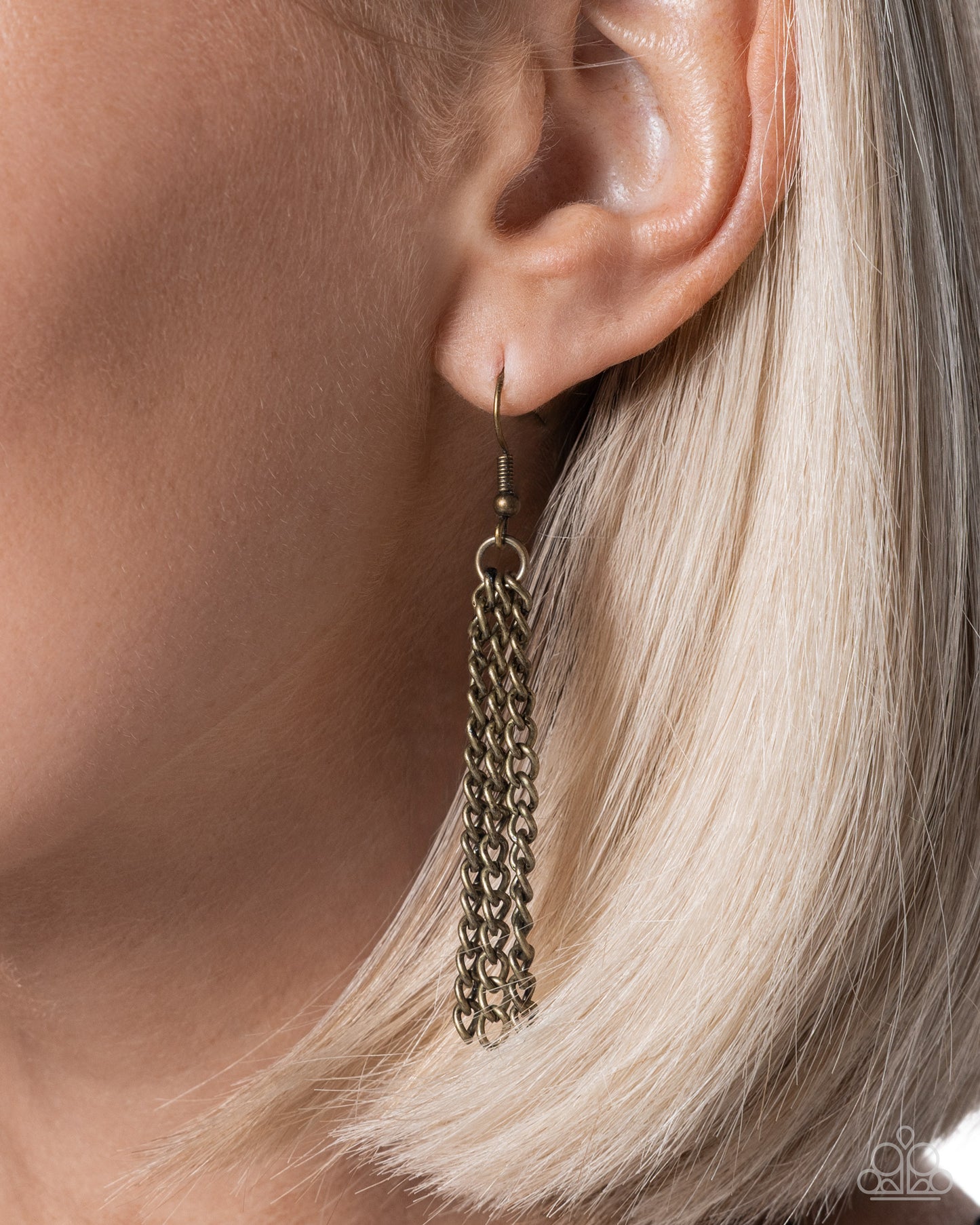 Mic Dropping Color - brass - Paparazzi necklace