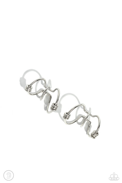 Mobile Maven - silver - Paparazzi ear cuff