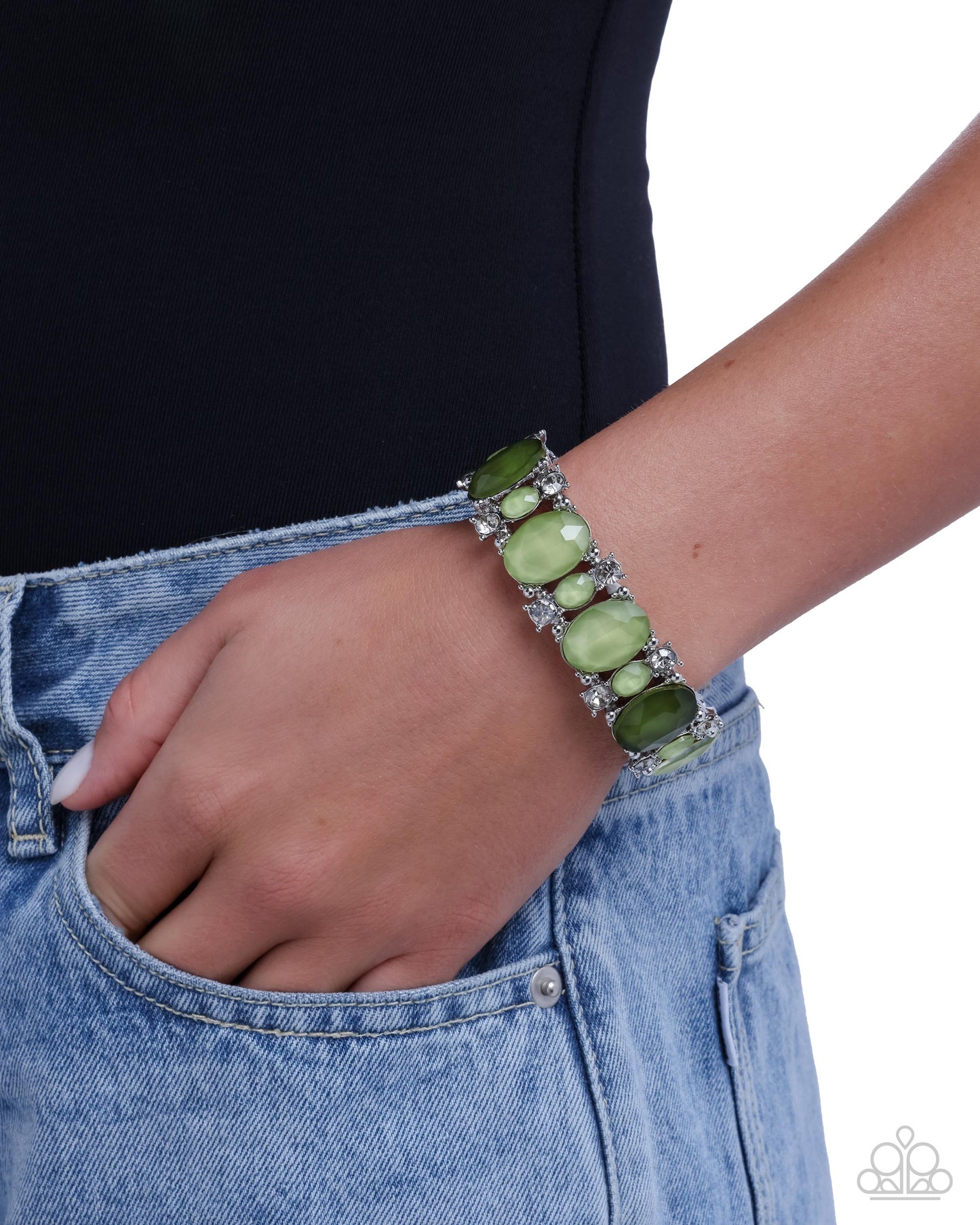 Moderate Moment - green - Paparazzi bracelet