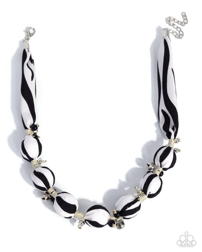 Modern Memory - black - Paparazzi necklace