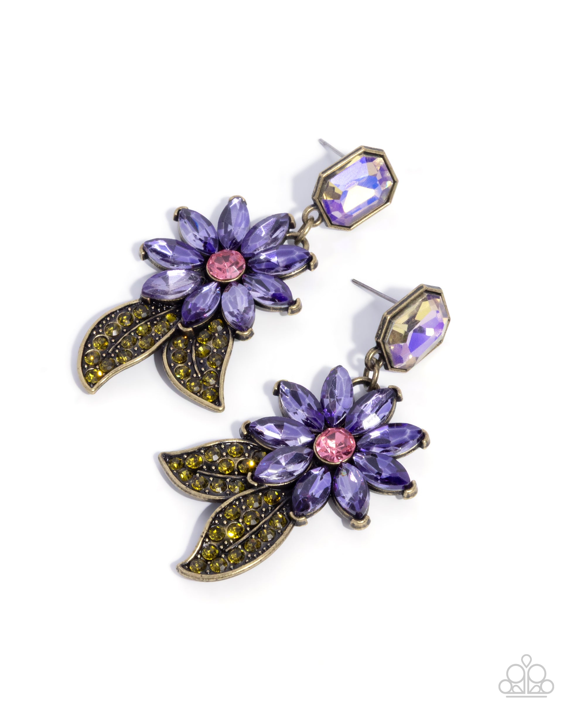 Momentous Majesty - brass - Paparazzi earrings