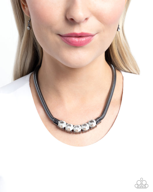 Musings Makeover - black - Paparazzi necklace