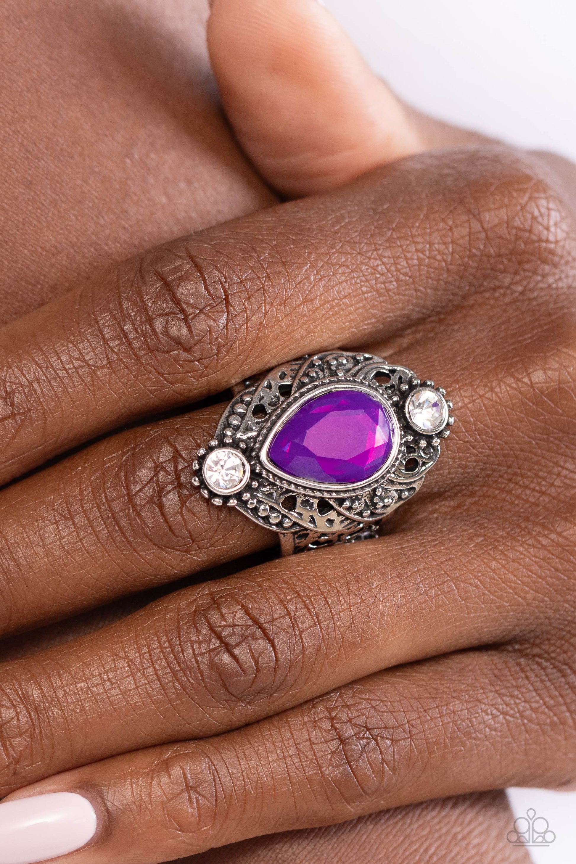 Mystical Mania - purple - Paparazzi ring