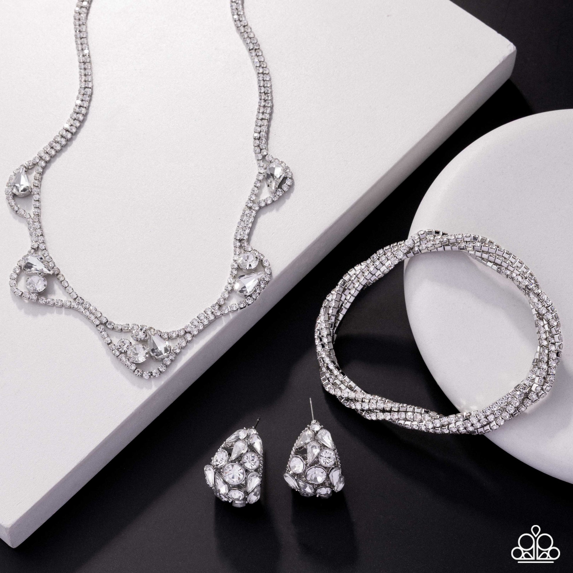 Wedding Wardrobe - white - Paparazzi necklace