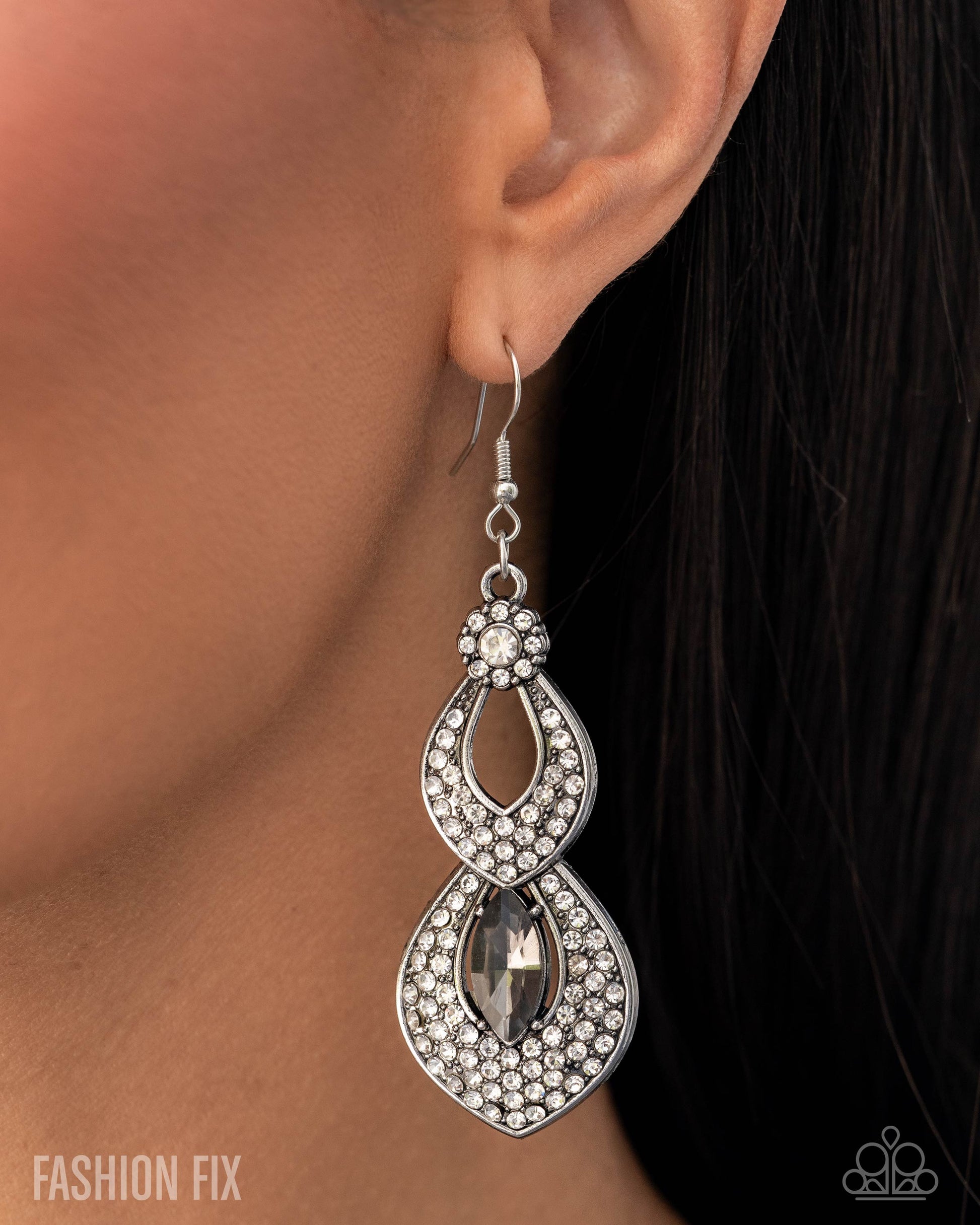 Notably Noir - silver - Paparazzi earrings