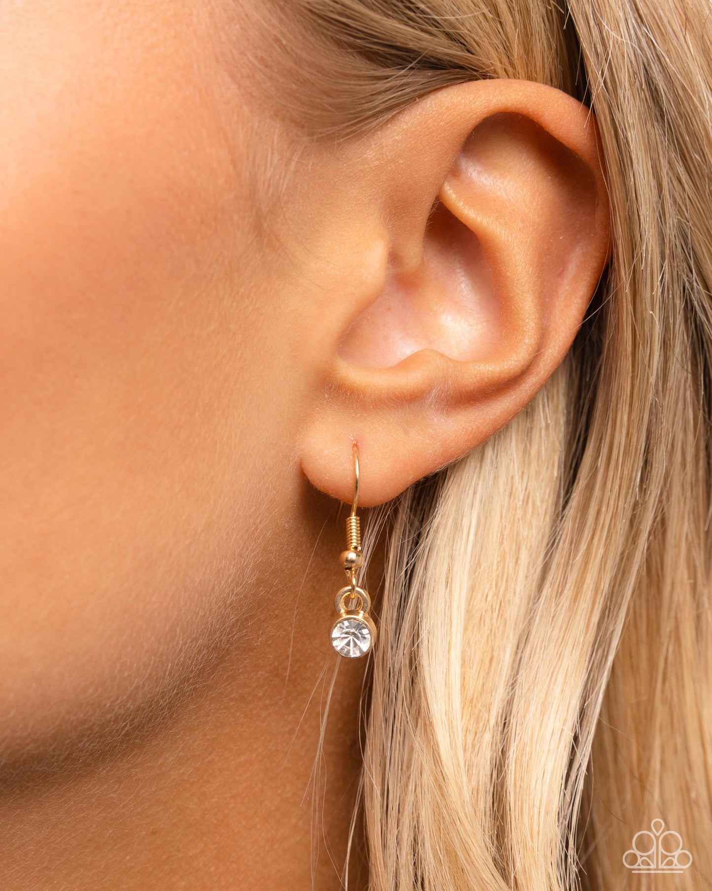 Nuanced Nautical - gold - Paparazzi necklace