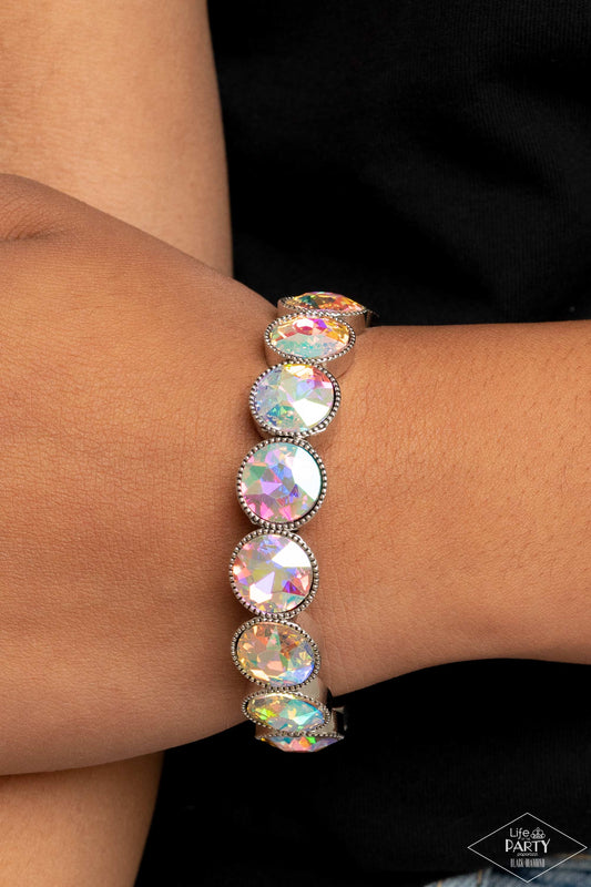 Number One Knockout - multi (iridescent) - Paparazzi bracelet