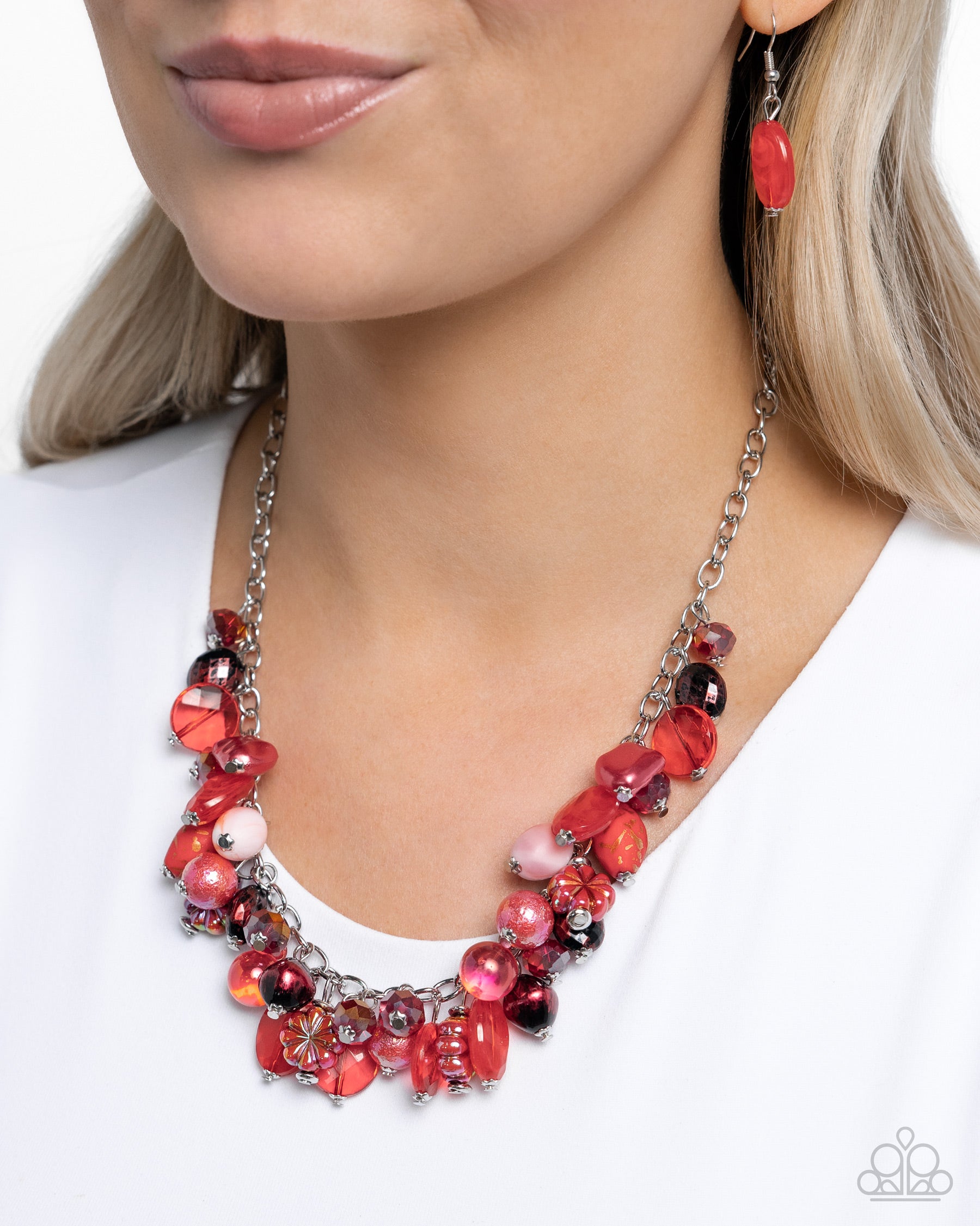 Offbeat Ofrenda - red - Paparazzi necklace
