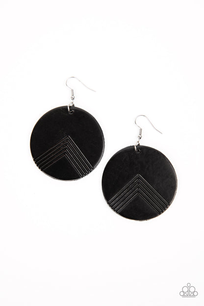 On the Edge of Edgy - black - Paparazzi earrings