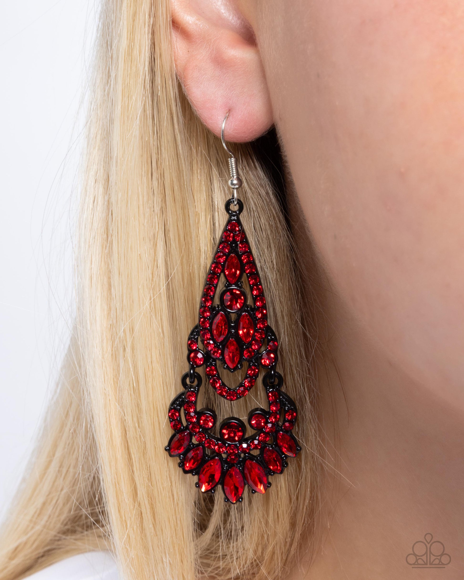 Opera Stage - red - Paparazzi earrings