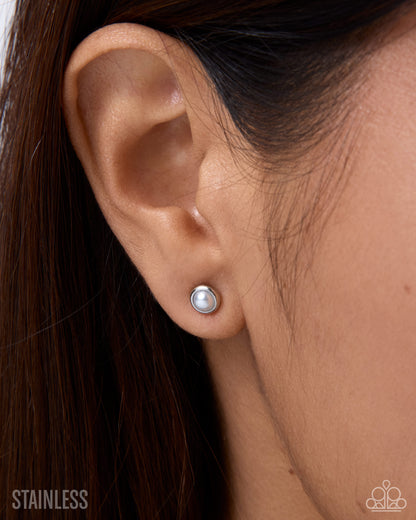 Operatic Option - silver - Paparazzi earrings